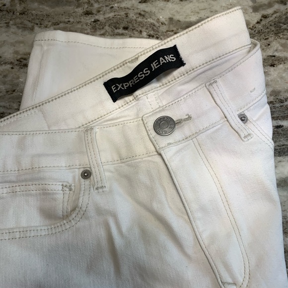 Express Denim - EXPRESS Skinny Mid Rise Jeans.